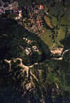 hoch ber Neuschwanenstein.JPG (96333 Byte)
